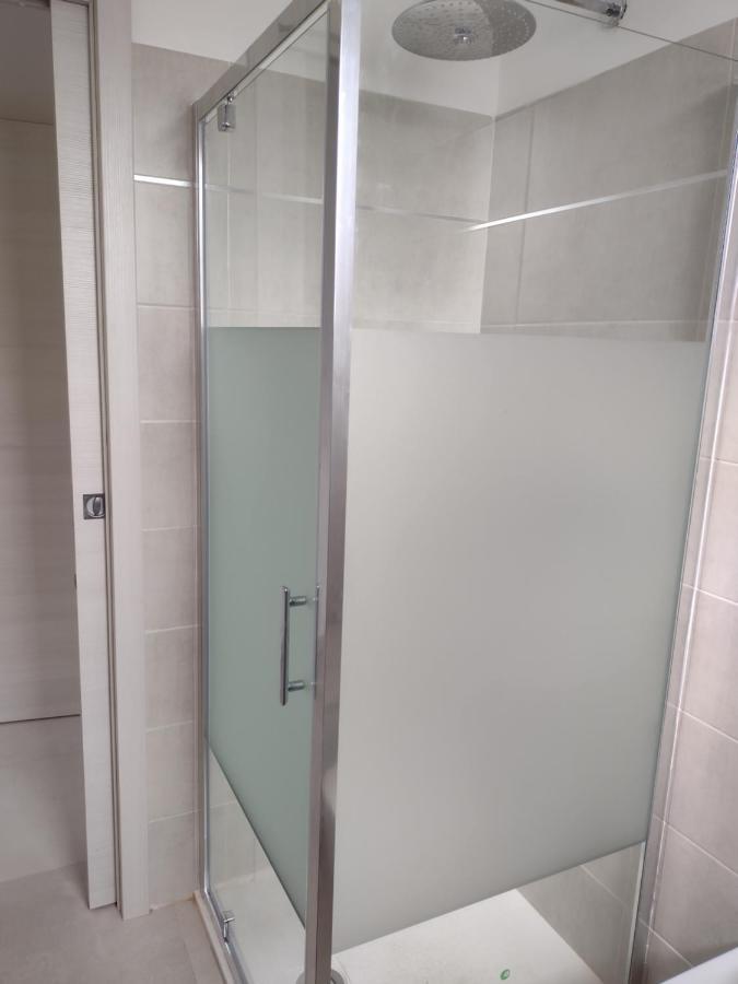 Bilocale In Residence Vista Lago Con Piscina 폴페나체 델 가르다 외부 사진